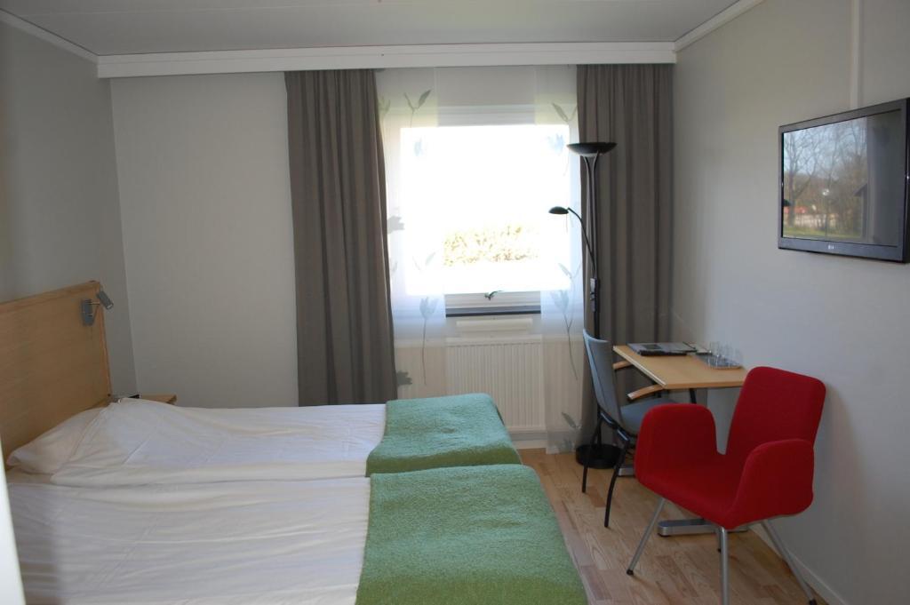 Allegarden Kastloesa Hotell Zimmer foto